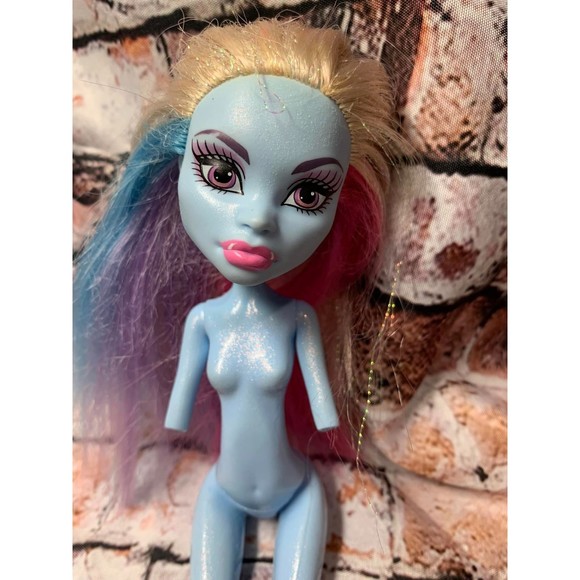 Monster High Doll Abbey Bominable Dot Dead Gorgeous Great Hair Missing Arms - Picture 1 of 3